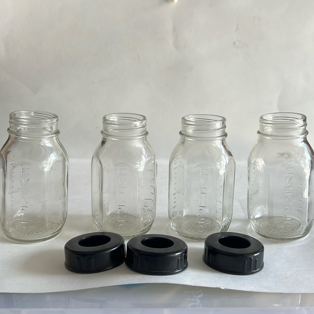 Set lot of 5 glass evenflo baby bottles made in USA vintage vtg 4 oz